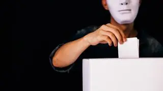 Demokracja kontra algorytm. Obywatele kontra Big Techy