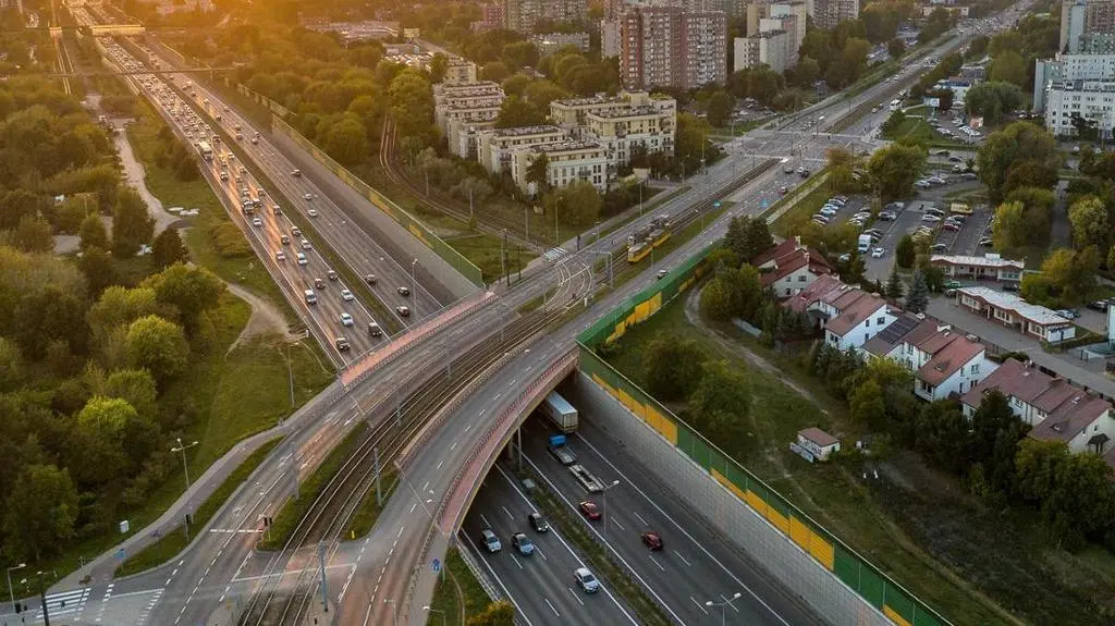 Naprawią jezdnię na warszawskim odcinku trasy S8