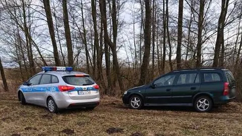 Pijany 51-latek za kierownicą. Jechał z 3-letnim wnukiem i swoim 90-letnim ojcem
