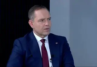 Nawrocki tłumaczył się z kawalerki. Mentzen: ta historia się nie klei
