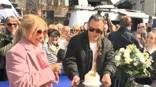 "Jesteśmy stąd" - jubileuszowa trasa TVN24. Aktor Bartosz Gelner o Kazimierzu Dolnym