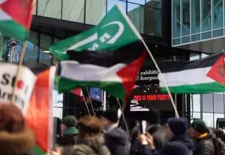 Protesty w Wielkiej Brytanii. Zatrzymano prawie sto osób