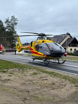 Nastolatki potrącone na przejściu dla pieszych