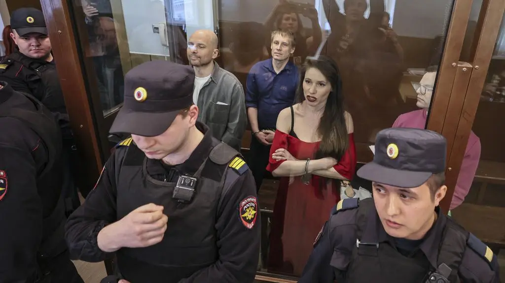 Siergiej Karelin, Konstantin Gabow, Antonina Faworska i Artiom Kriger w moskiewskim sądzie