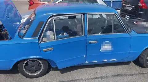 Dziecko znajdowało się w rozgrzanym aucie 