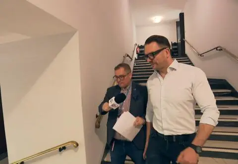 Gdzie tak jeździ poseł Mejza?