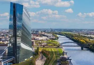 Bank centralny odmawia Brukseli. Kolejny cios