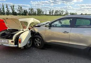 "Z niewiadomych przyczyn" zjechał na lewy pas. Nie żyją dwie osoby 