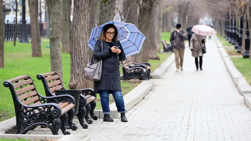 Pogoda na dziś - niedziela, 29.03. Deszczowy dzień w części kraju. Będą też miejsca, gdzie dosypie śniegu
