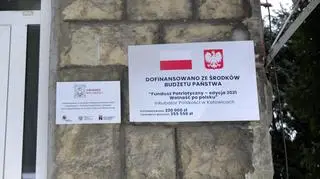 Nieruchomość w Międzybrodziu Bialskim, którą kupiła i remontuje za dotacje fundacja Klaster Innowacji Społecznych