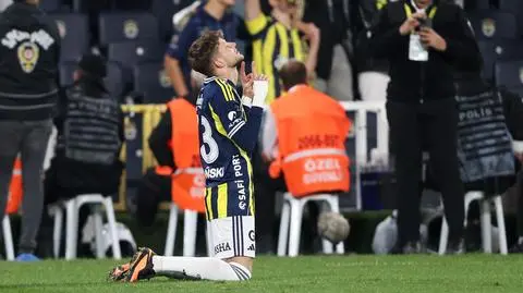 Wystarczyło pięć minut. Szymański znów z golem 