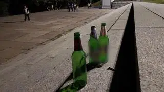 Radni PiS zaproponowali referendum w sprawie nocnej prohibicji