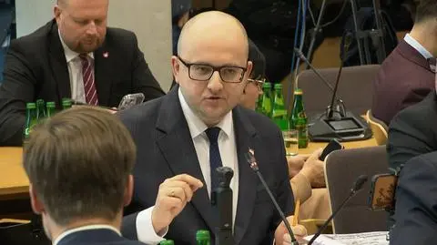 Dariusz Matecki broni się przed komisją. Mówi o "politycznej narracji"