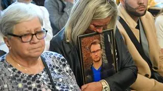 Wśród publiczności na sali rozpraw była rodzina i przyjaciele zmarłego