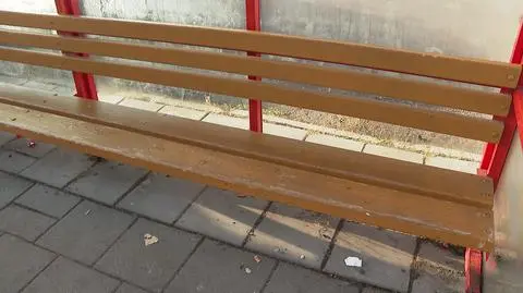 Dziewczynkę na przystanku zauważył przypadkowy mężczyzna