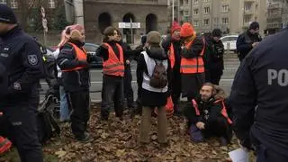 Ostatnie Pokolenie blokowało w niedzielę Wisłostradę