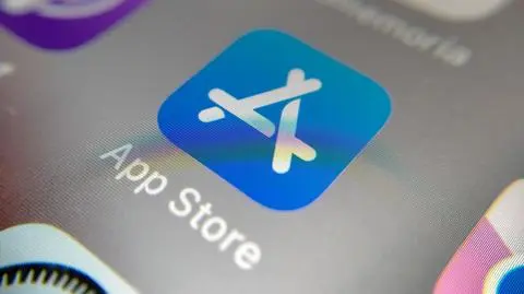 app store shutterstock_2424441451