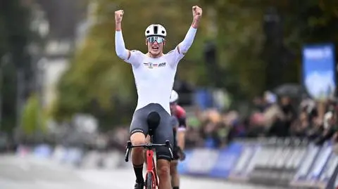 Kapitalna końcówka niemieckiego kolarza. Odległe miejsca Polaków