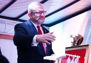 Co PiS mówił o Braunie? Europoseł PiS "nie przypomina sobie". Pomagamy