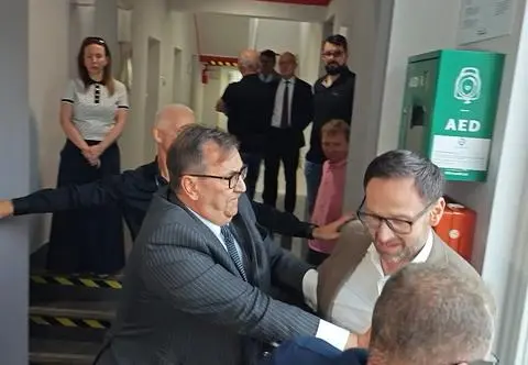 "Dzielny chłop". Tusk skomentował przepychanki w kopalni
