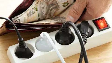 prad energia elektryczna cena shutterstock_2195104701