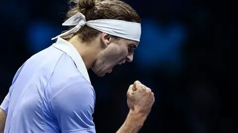 Triumf Zvereva w meczu na szczycie. Przejął prowadzenie w grupie