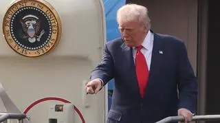 Donald Trump na lotnisku Pusan-Kimhae 