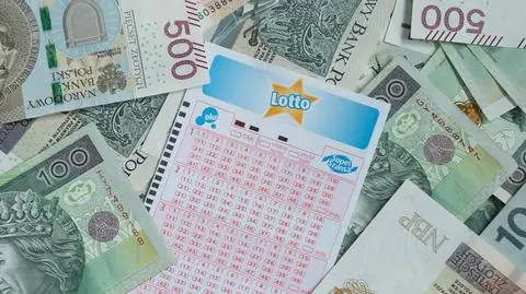 lotto - Longfin Media shutterstock_2241139651