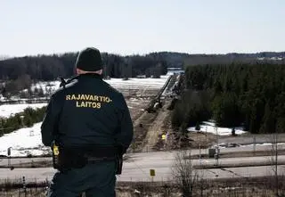 Rosja wzmacnia siły na granicy. Fiński generał mówi, co to oznacza