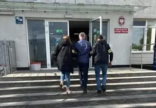 Lekarz i jego pacjenci z zarzutami