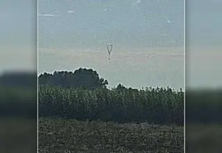 Kolejny balon z paczką. Trzy osoby zatrzymane