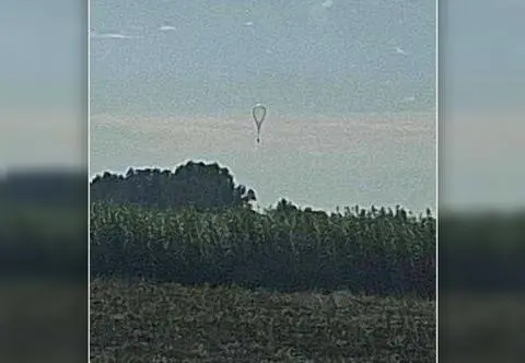 Kolejny balon z paczką. Trzy osoby zatrzymane