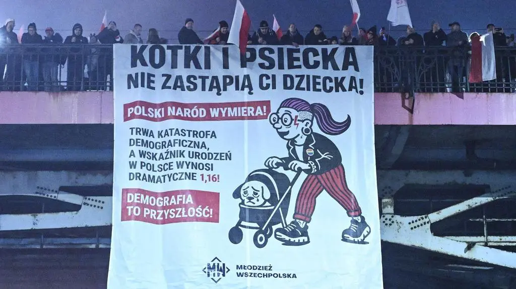 transparent marsz niepodległości