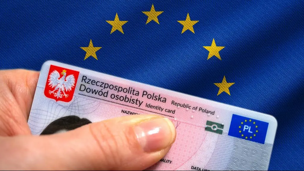 "Pożegnaj się z dowodem osobistym"? Co planuje UE