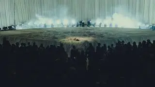 Rosalía zaprezentowała materiał z "LUX" podczas kameralnego wydarzenia w Barcelonie 