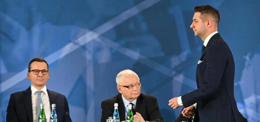 Otwarta wojna frakcji w PiS? "Kaczyński wydał na to zgodę, wiedząc, że może być dym"