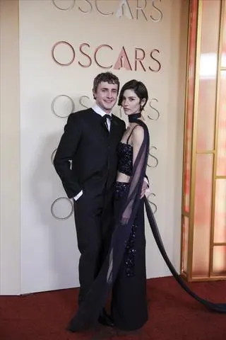 Paul Mescal - Gracie Abrams