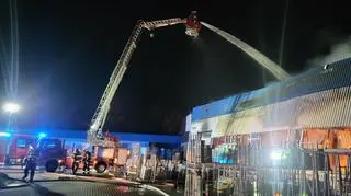
Pożar fabryki okien w Rusocinie pod Pruszczem Gdańskim