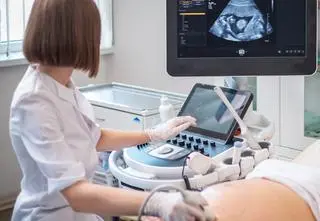 "Środki się skończyły". Problem z programem in vitro