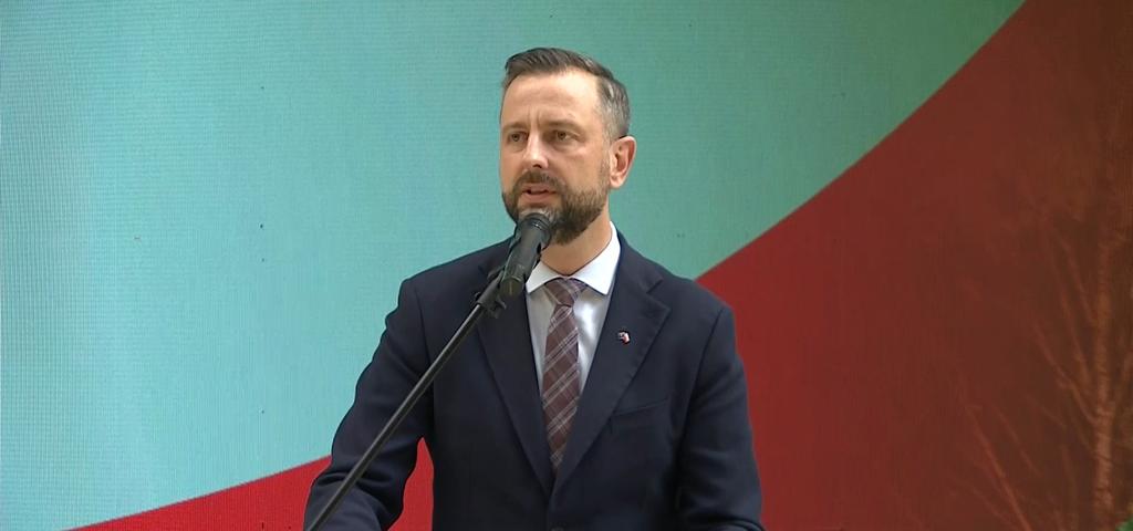 Szef MON: ostatnie dni pokazały, jak blisko jest zagrożenie