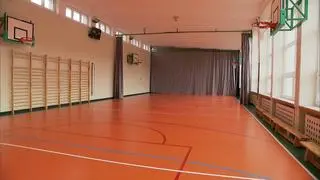 Dzieci wróciły do szkoły w Bardzie