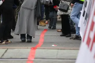 Belgrad. Protest pod dawną siedzibą Sztabu Generalnego (11.11.2025)