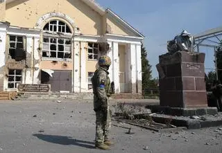 "Le Monde": wygląda na to, że Ukraina wycofuje się z obwodu kurskiego pod presją USA 