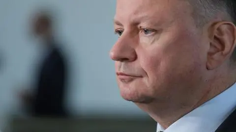 Błaszczak: "żołnierzy wprowadzono dopiero w sobotę". MON dementuje