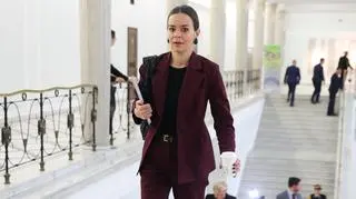 "Standardy białoruskie" i "próba puczu". Wrze w Polsce 2050