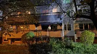 Some of the inhabitants escaped from the building through windows and balconies