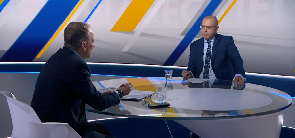 Były szef Agencji Wywiadu o rosyjskich prowokacjach. "Nie upolujemy czołgiem ataku cybernetycznego"