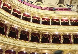 PiS chciał "zniszczyć ten teatr". Teraz dostanie 100 mln zł przez dziesięć lat
