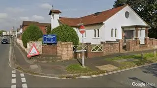 Kościół św. Teresy w Totton. To między innymi przed nim znaleziono zwłoki zwierząt