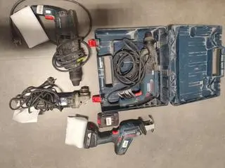 Dwaj mężczyźni odpowiedzą za kradzież elektronarzędzi